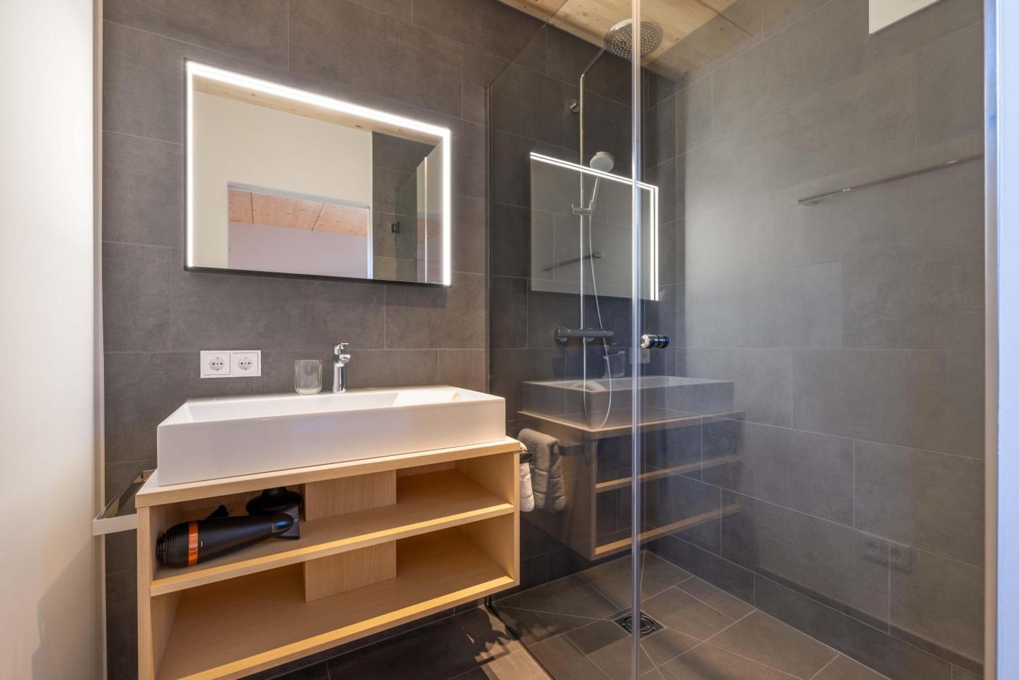 Apartmenthaus A24 Schruns Buitenkant foto