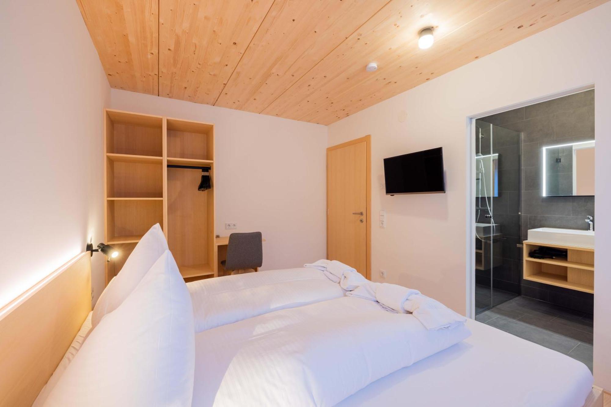 Apartmenthaus A24 Schruns Buitenkant foto